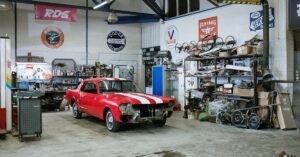 Revisione microcar in officina meccanico
